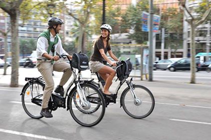 De plus en plus de vélos électriques utilisés dans les grandes villes pour  se déplacer –