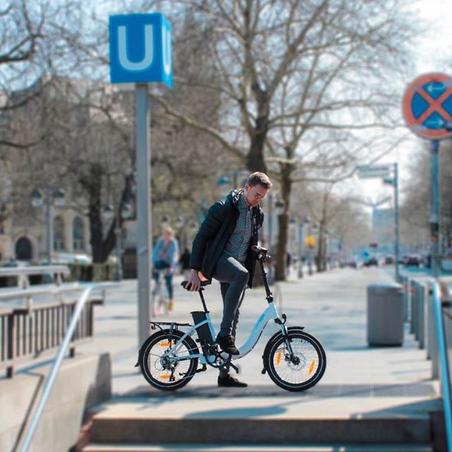 Vélo électrique pliant NCM Paris